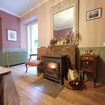 Maison Violette En Berry Aigurande Εξωτερικό φωτογραφία