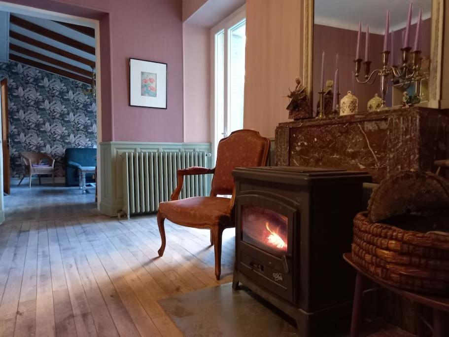 Maison Violette En Berry Aigurande Εξωτερικό φωτογραφία