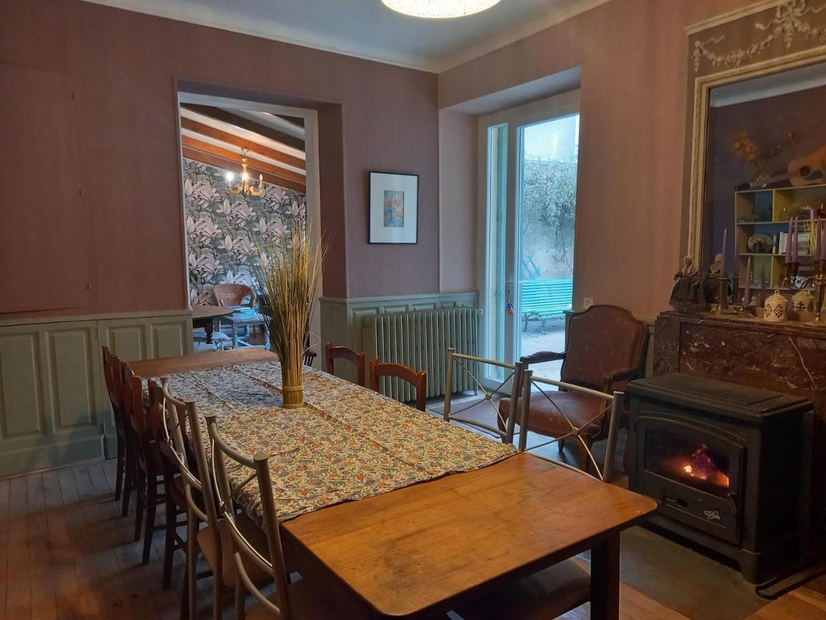 Maison Violette En Berry Aigurande Εξωτερικό φωτογραφία