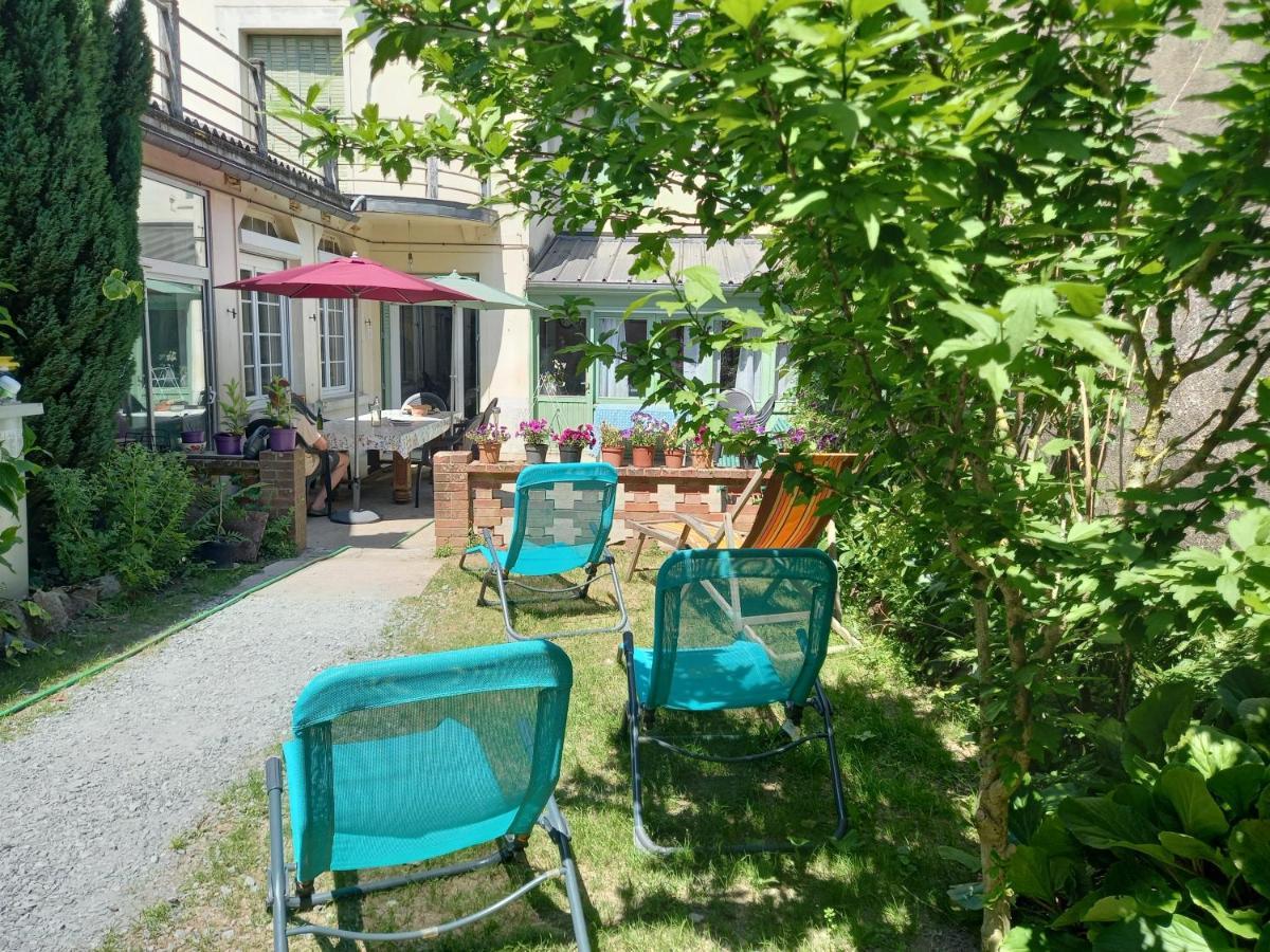 Maison Violette En Berry Aigurande Εξωτερικό φωτογραφία