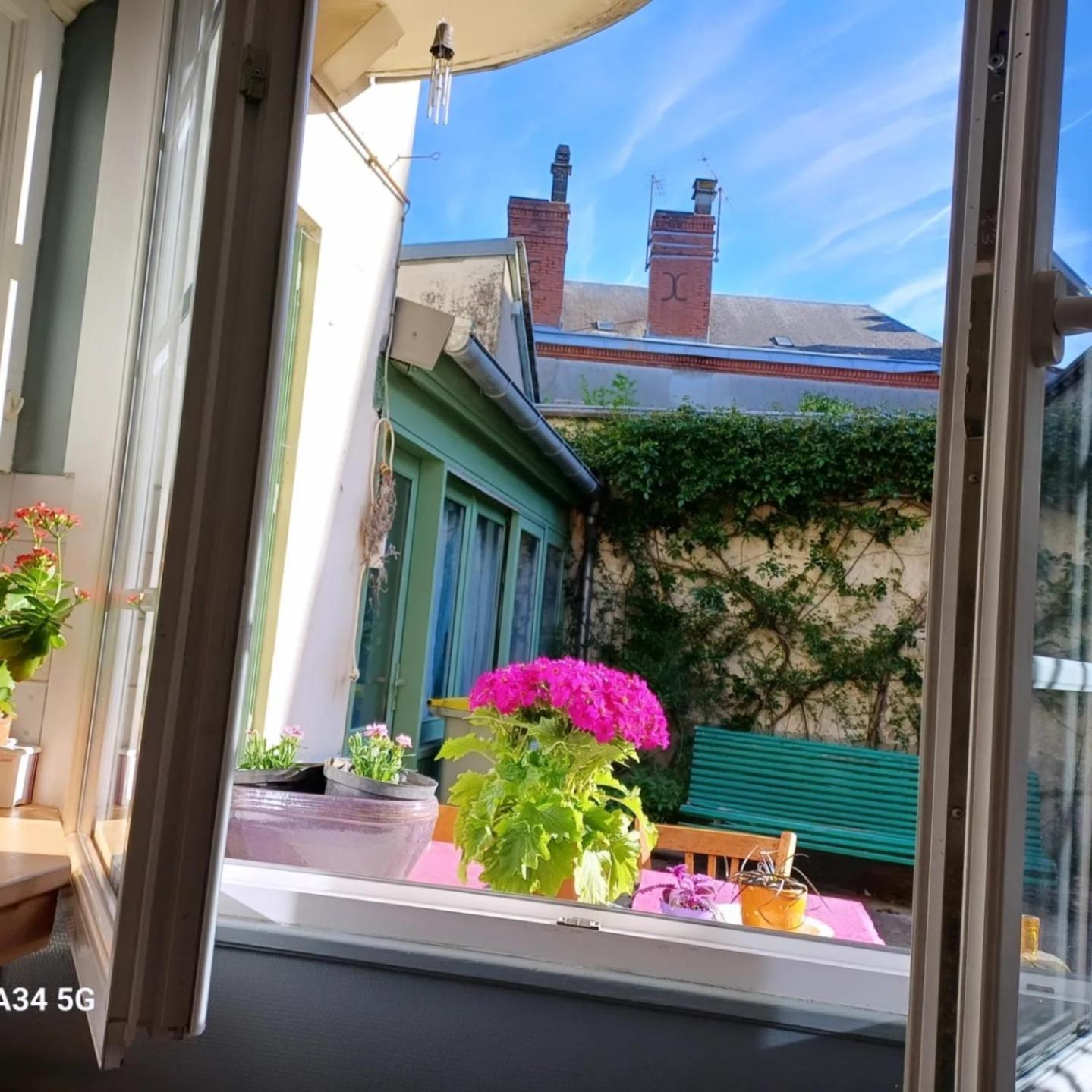 Maison Violette En Berry Aigurande Εξωτερικό φωτογραφία
